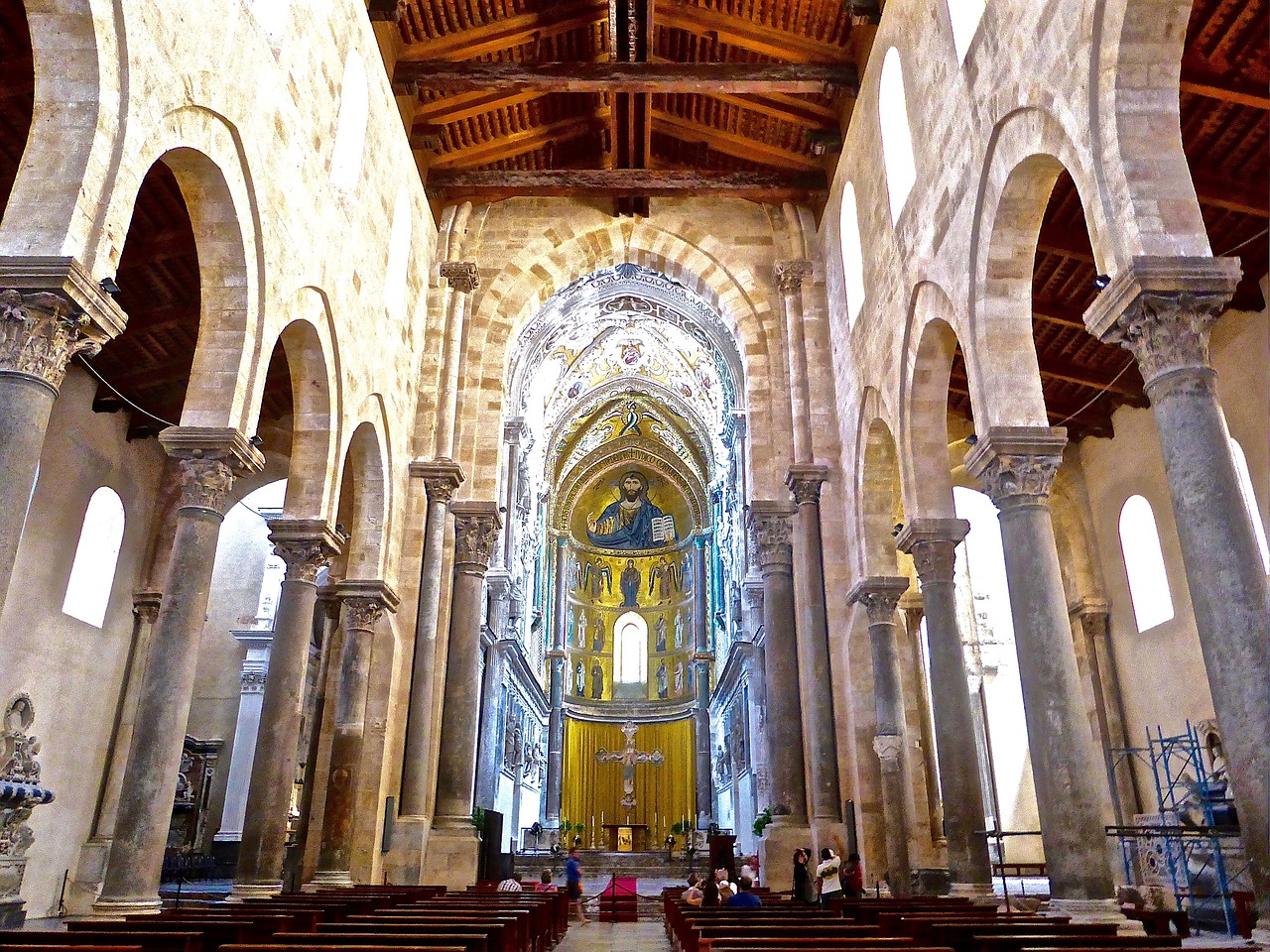 Cefalú dóm, román stílus, Szicíliai keresztény templom